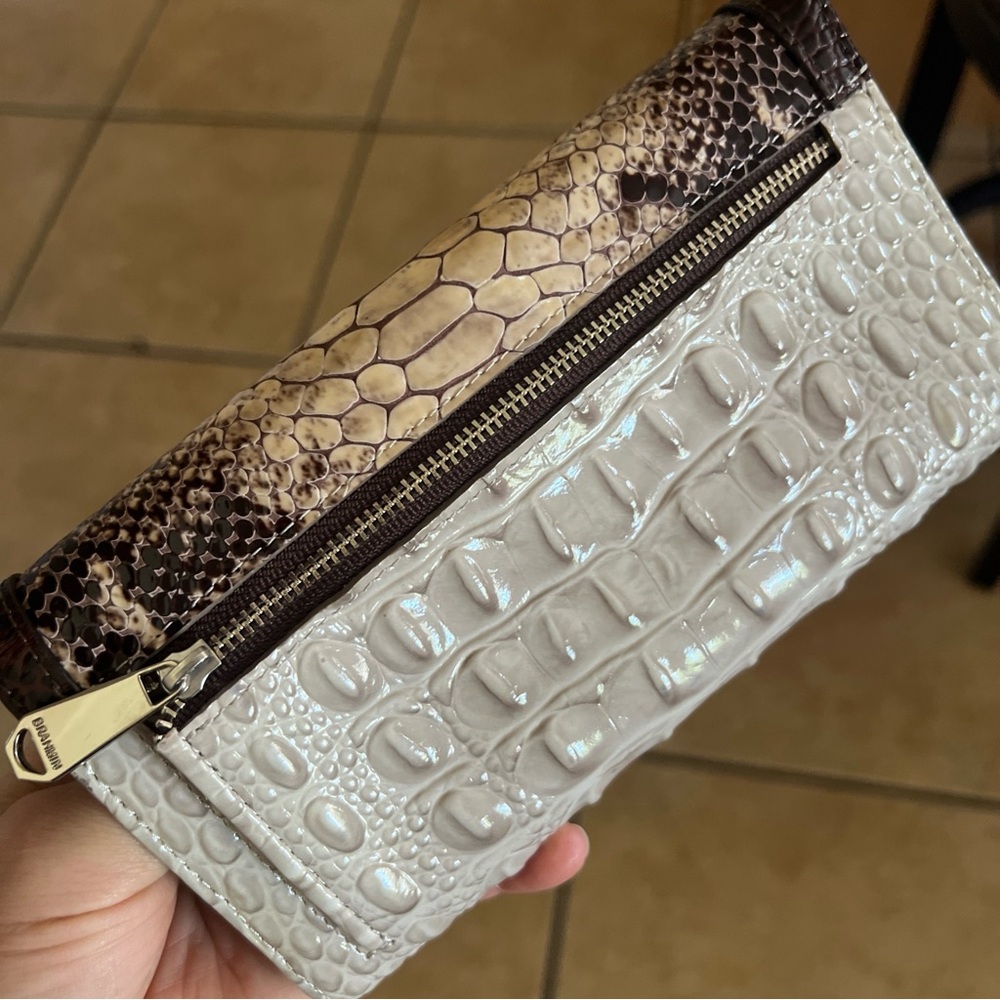 Brahmin Checkbook - Picture 8 of 12